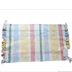 Threshold Spring kitchen rug